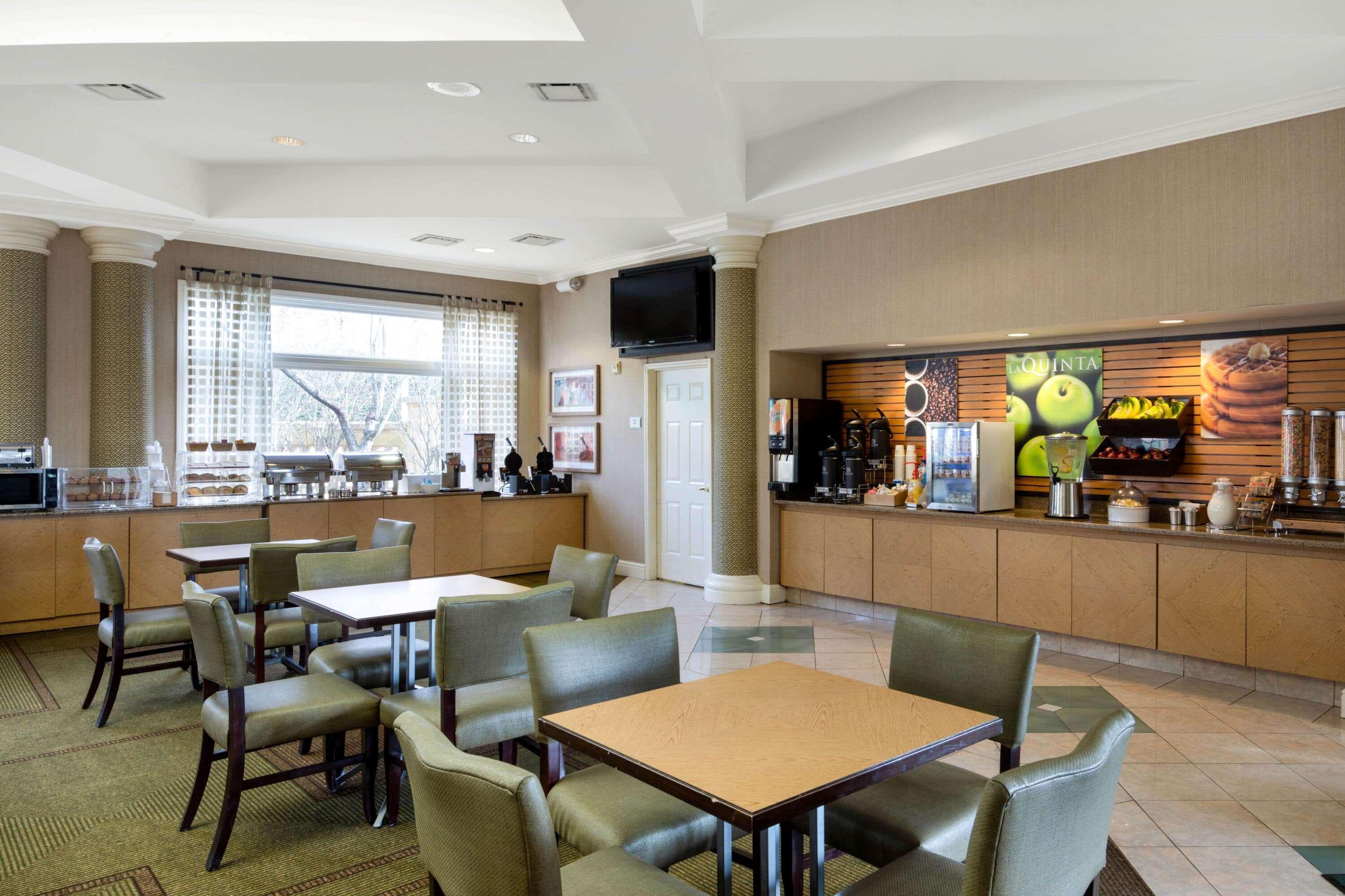 Hotel La Quinta By Wyndham Haywood 3*