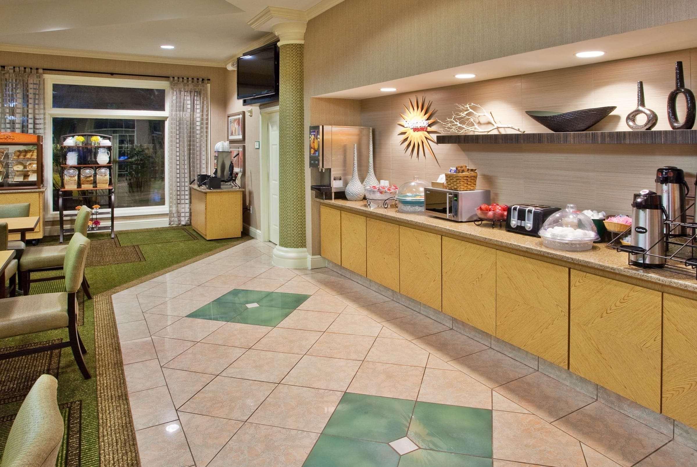 Hotel La Quinta By Wyndham Haywood Greenville