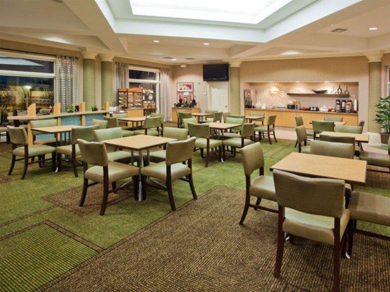 Hotel La Quinta By Wyndham Haywood 3*