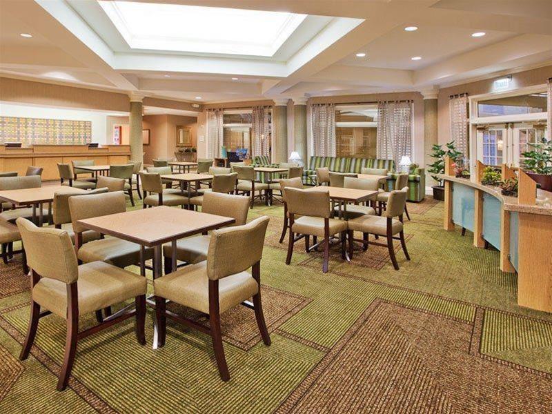 La Quinta By Wyndham Haywood Hotel 3*