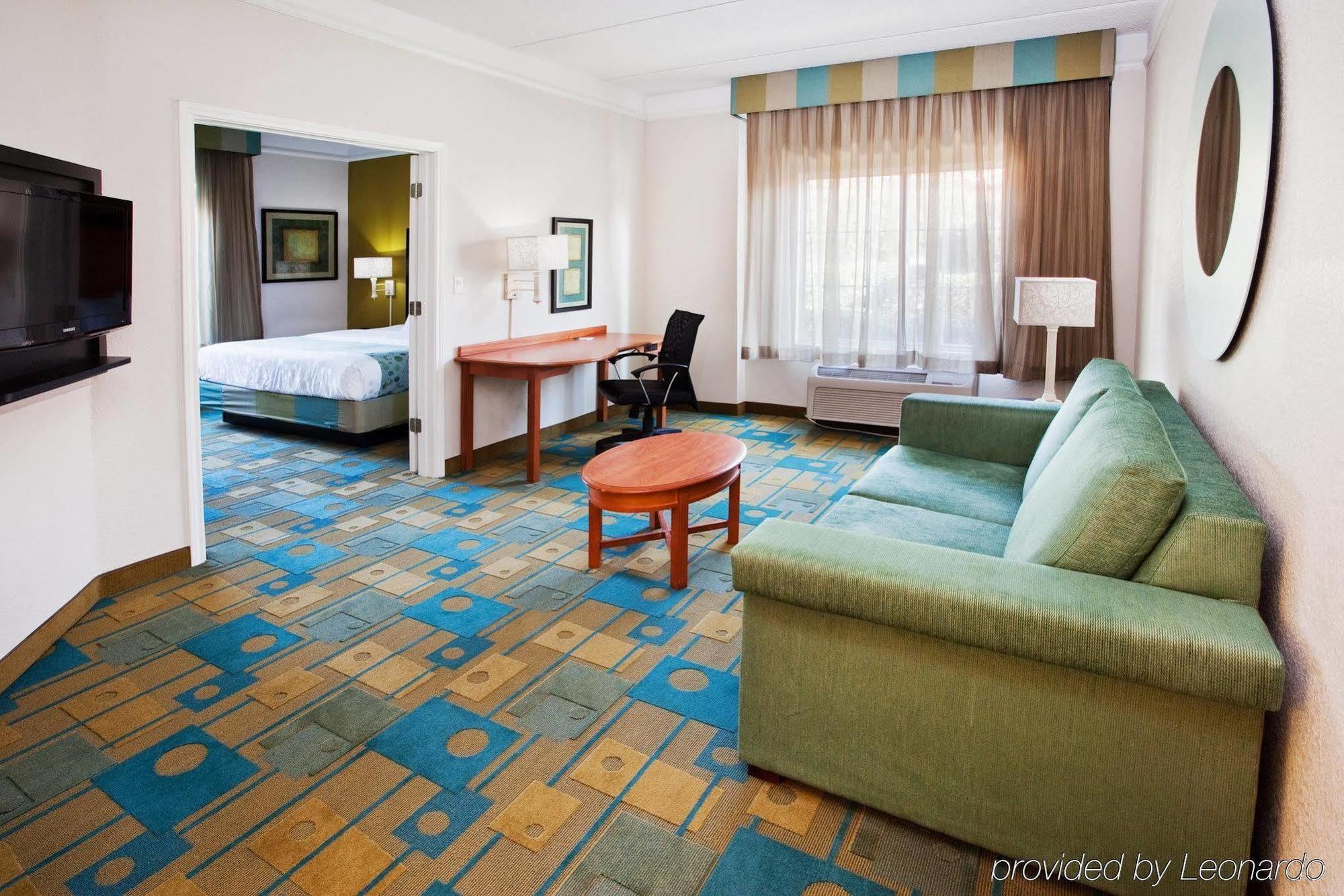 Hotel La Quinta By Wyndham Haywood 3*